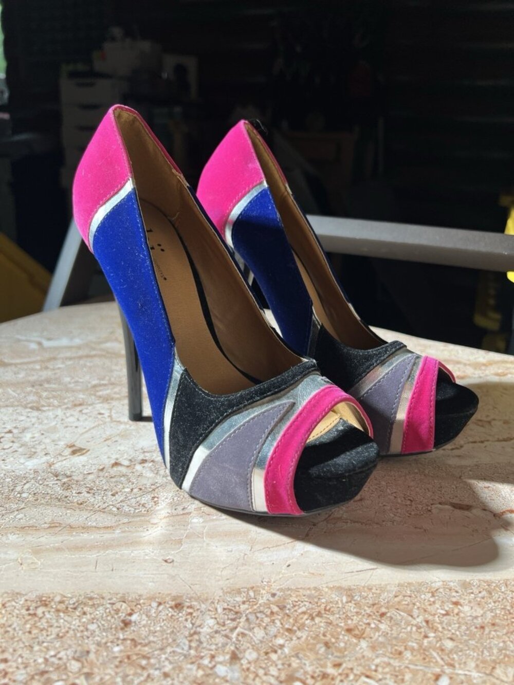 Shi by Journeys Artsy Platform High Heels Pink Black Women’s Size 7.5 M